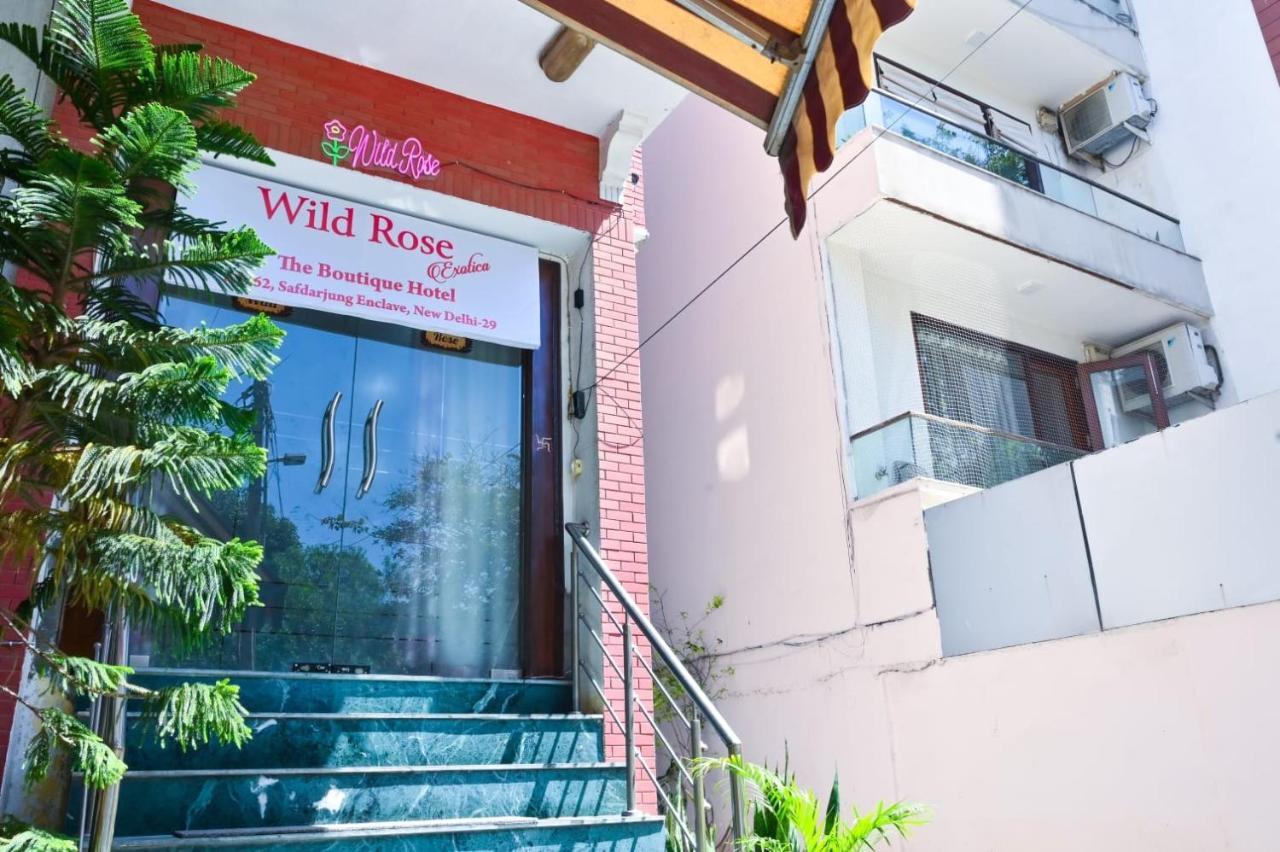 ניו דלהי Hotel Wild Rose מראה חיצוני תמונה
